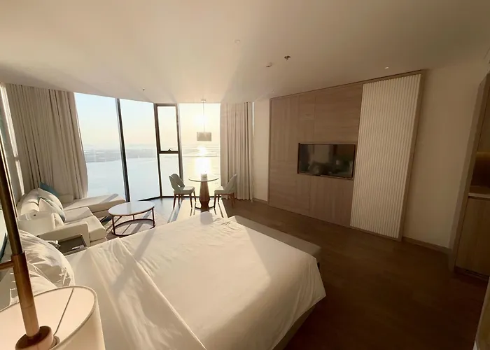 Villa Royal Lotus 5 Phòng ngủ - Căn hộ cao cấp Icon 40 Căn hộ *