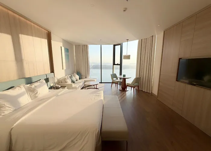 Căn hộ Villa Royal Lotus 5 Phòng ngủ - Căn hộ cao cấp Icon 40 Hạ Long