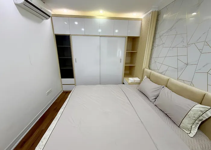 Căn hộ Villa Royal Lotus 5 Phòng ngủ - Căn hộ cao cấp Icon 40 *